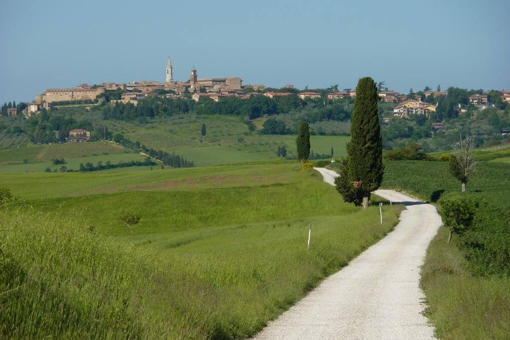 Camere Andrei Pienza Buitenkant foto